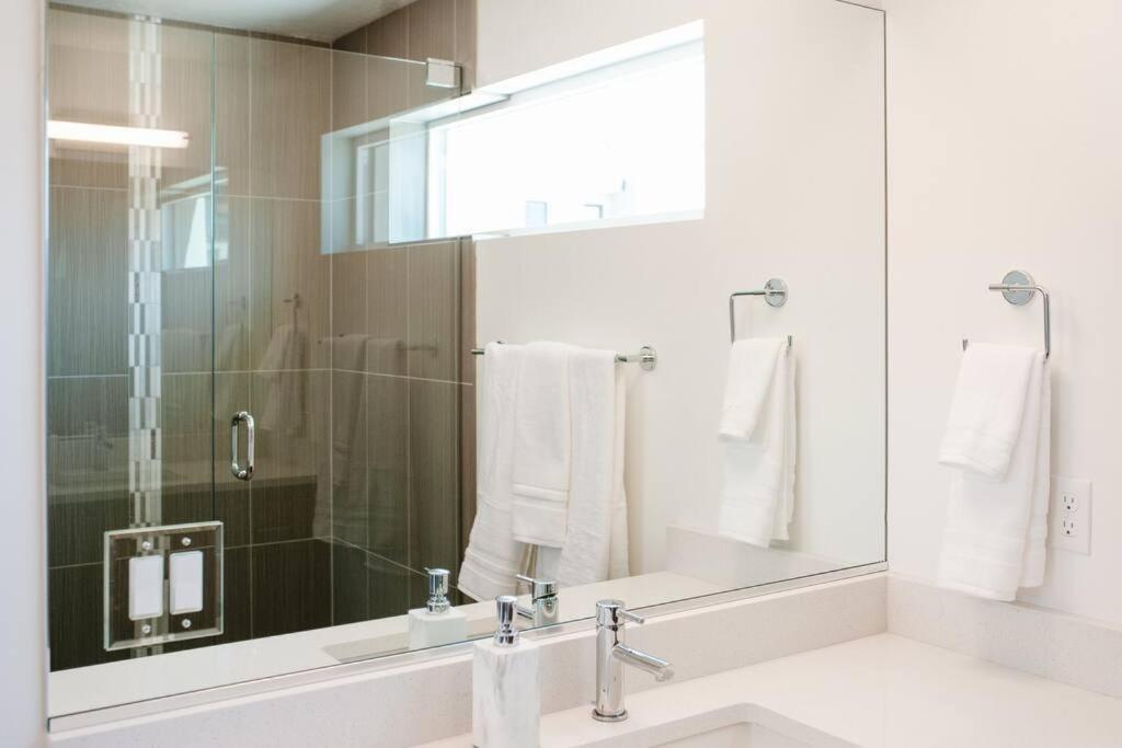 Zen Trail Retreat - New 5 Bedroom Luxury Condo Σεντ Τζορτζ Εξωτερικό φωτογραφία